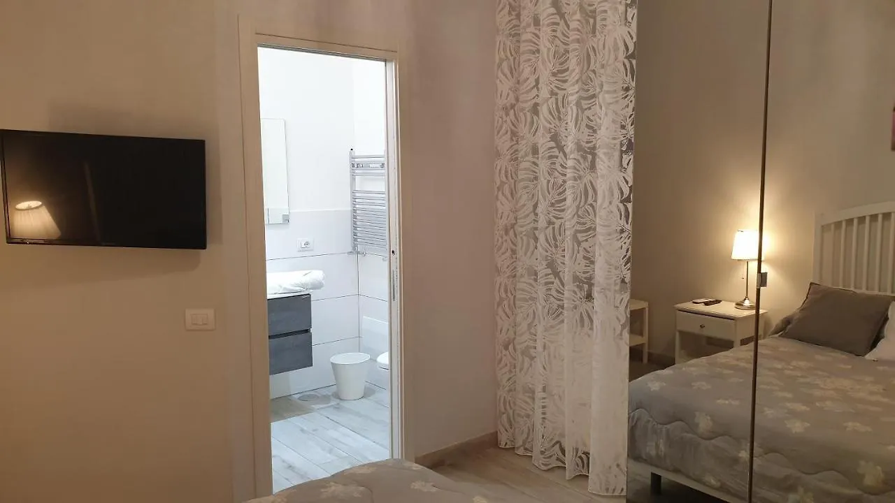 Dea Suite Naples 0*,  Italy